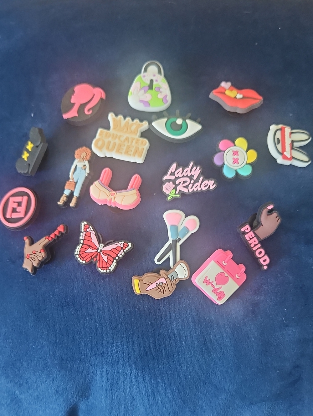 18 Croc Charms